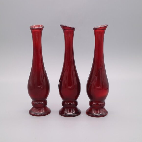 Vintage Avon Ruby Red Glass Bud Vase Apothecary Spout (Set of 3) - Picture 8 of 8